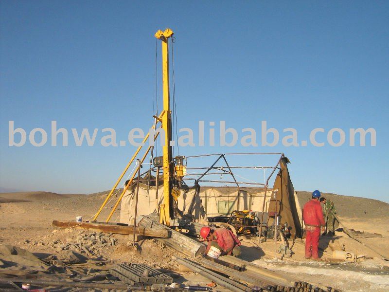 Portable hydraulic diamond Core Drill Rig with capacity 300m/NQ