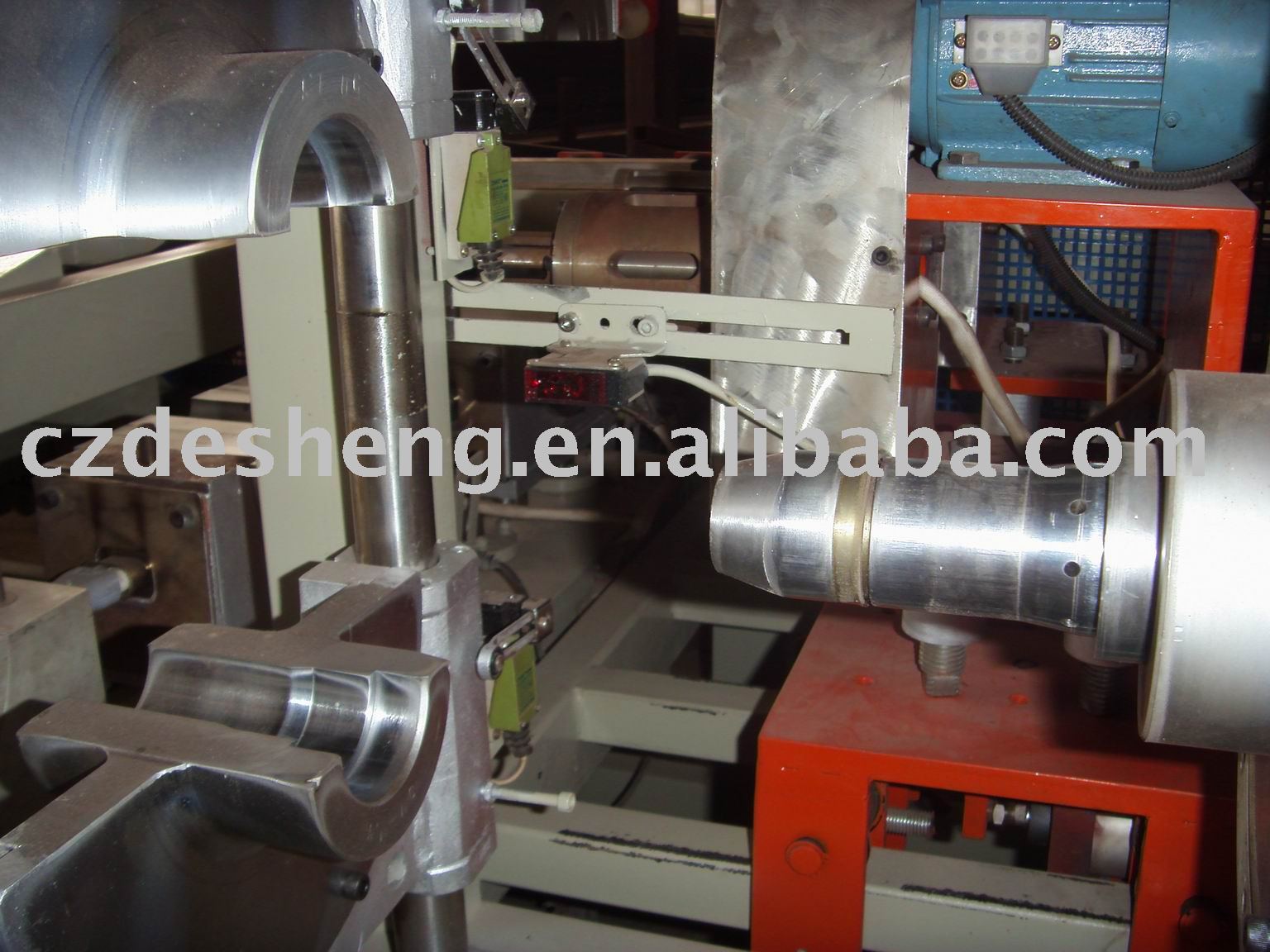 PP-H PIPE EXPANDING MACHINE