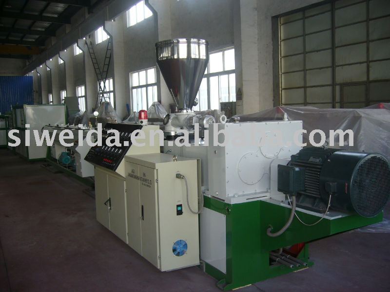 PVC pipe extrusion