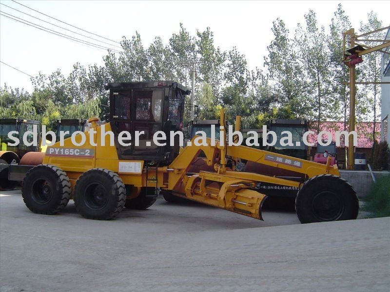 PY165C Motor grader