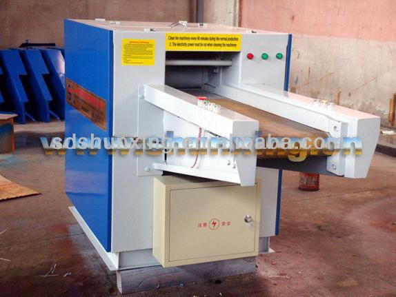 QD-350 Cloth/Textile Cutting Machine