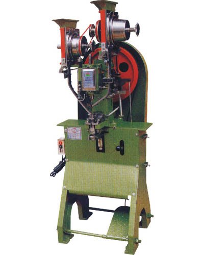 QF-989 Fully automatic riveting Machine