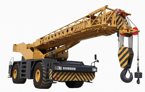 QINGONG brand 70 ton ROUGH TERRAIN CRANE