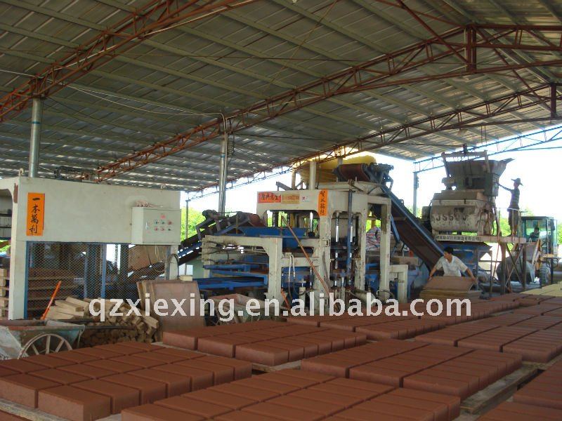 QT8-15 Concrete Paving Block Making Machine