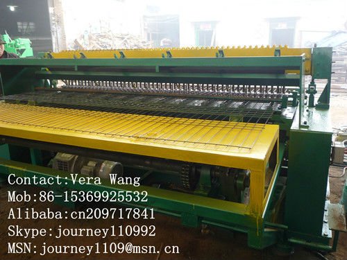 Reinforcing mesh welding machine