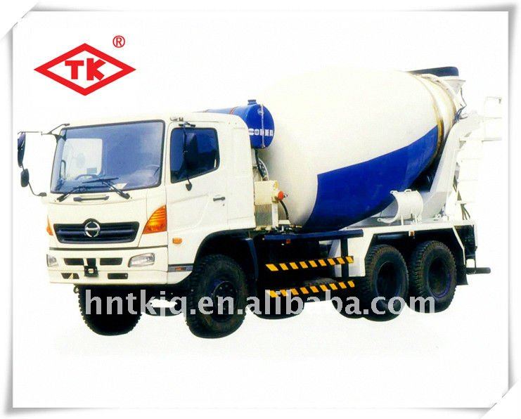 Reliable Mixer Truck with ISO 9001