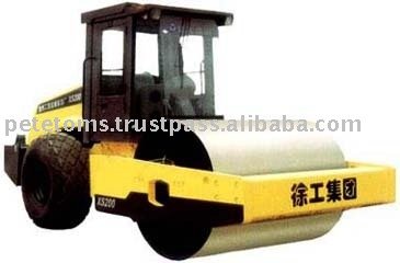 Road roller