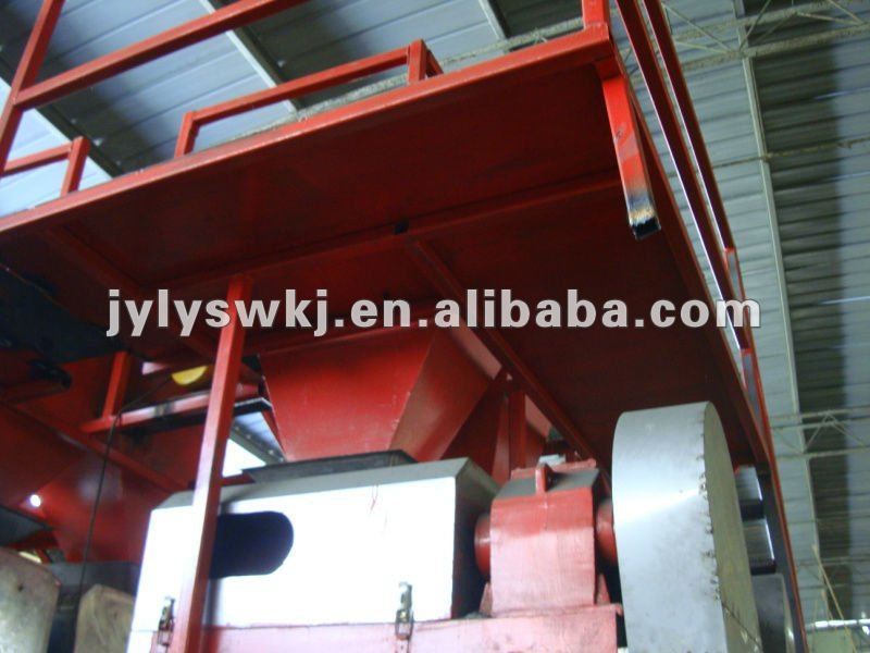 Roller granulation equipment