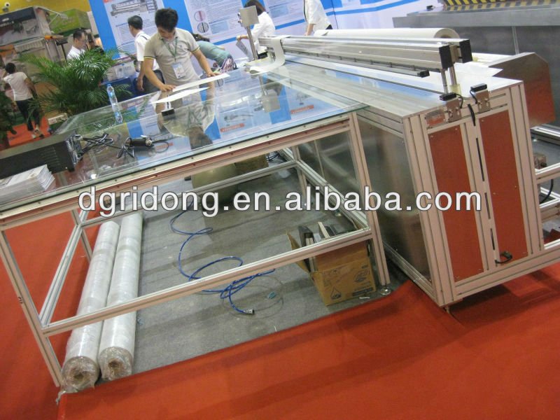 Roller Shades Fabric Cutting Machine AQJ-5200