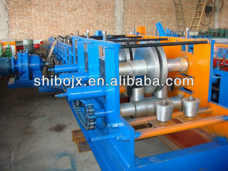 Rolling thickness 1.5-3mm Full automatic C type profile section device plant C purlin forming machine