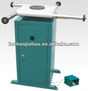 Rotated sealant-spreading table/doors and windows machine