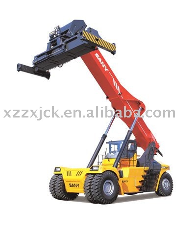 RSC45-5 Reach Stacker