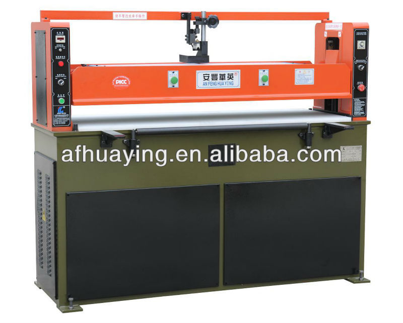 Rubber hydraulic press die cutting machine