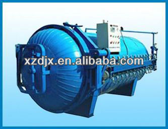 Rubber product vulcanizing machine