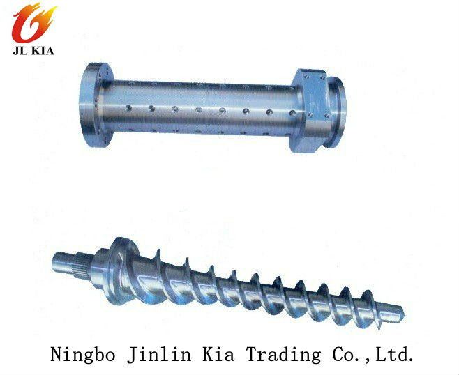 Rubber tipped screw barrel for rubber machine