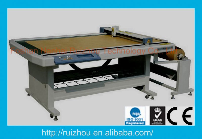 Ruizhou Auto-feeding Apparel Sample Cutting Plotter