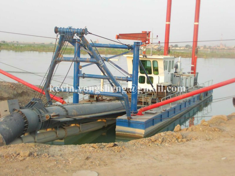 sand dredging ship