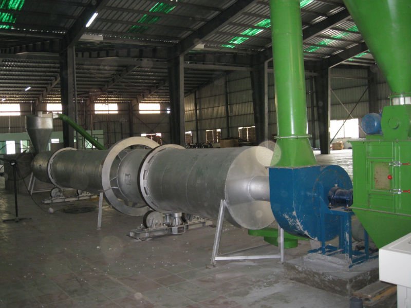 Sawdust rotary dryer