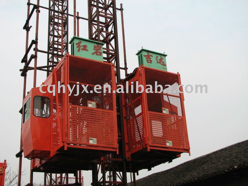 SC200/200 Cargo and passenger construction building lifter