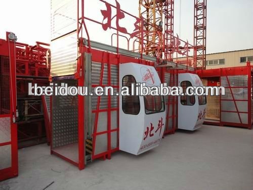 SC200 outdoor cargo construction hoist