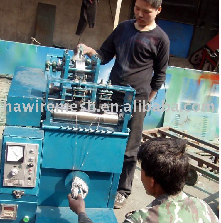 scourer making machine