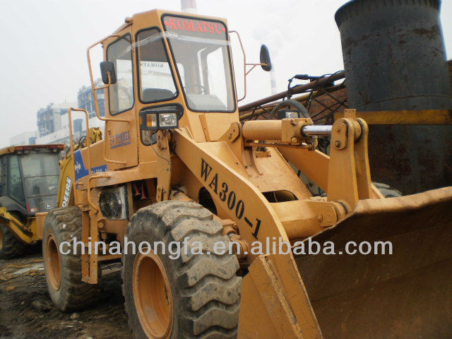 second hand komatsu WA300-1 loader