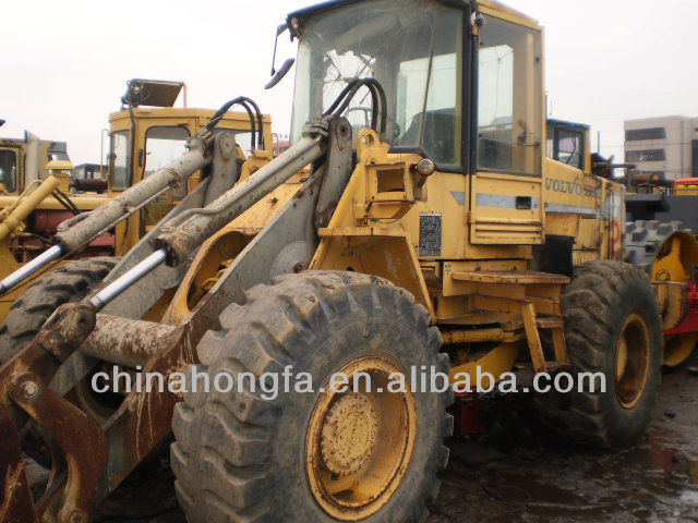 second hand Volvo L90 loader