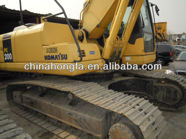 Secondhand Track Excavators Komatsu PC 200-7