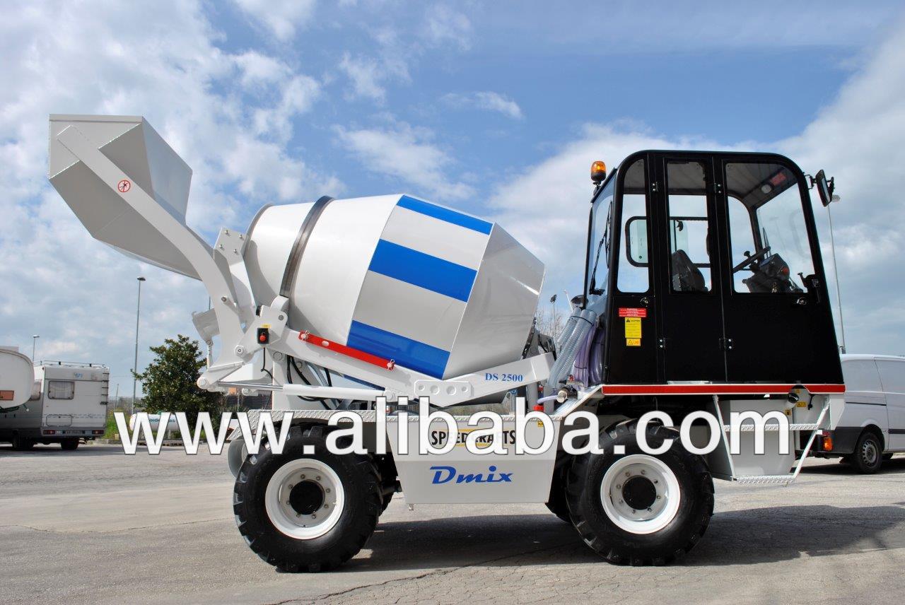 Self Loading Concrete Mixer