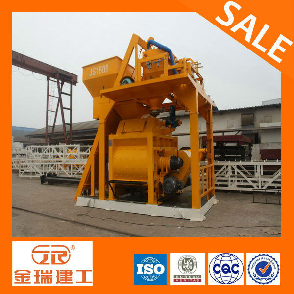 self loading concrete mixer