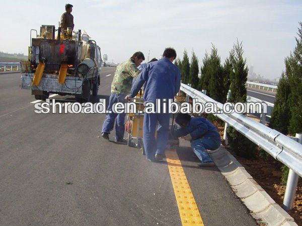 Self propelled Convex Thermoplastic Road Line Machine