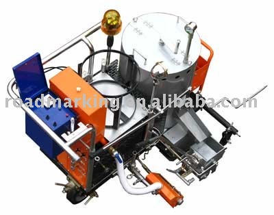 Self-propelled thermoplastic road marking machine