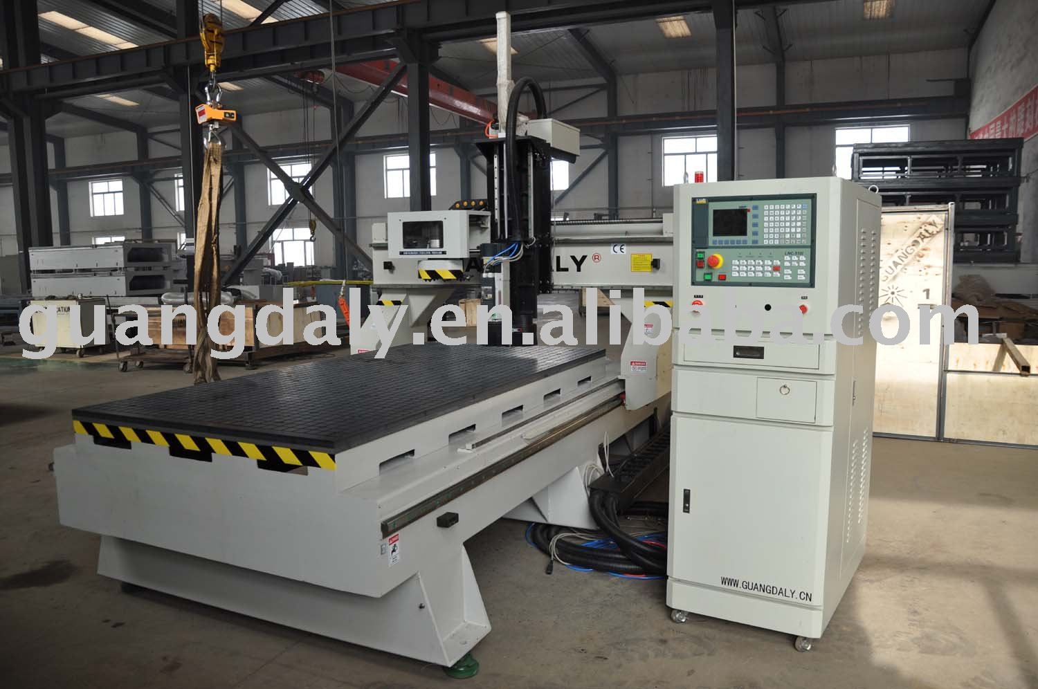 Sell CNC Cutting Machine, CNC Machining Center