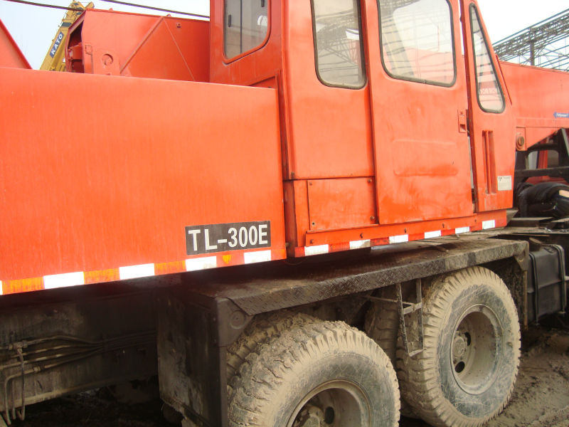 Sell Used Tadano TL300E Truck Crane