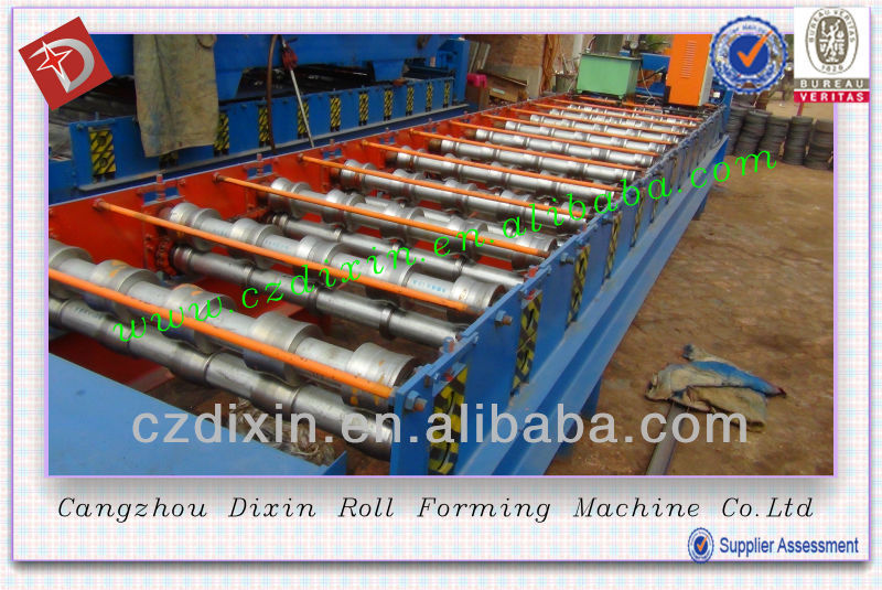 Selling Galvanized Steel Trapezoidal Roof Wall Panel Metal Cold Roll Forming Machine roll former touch screen roofing machine