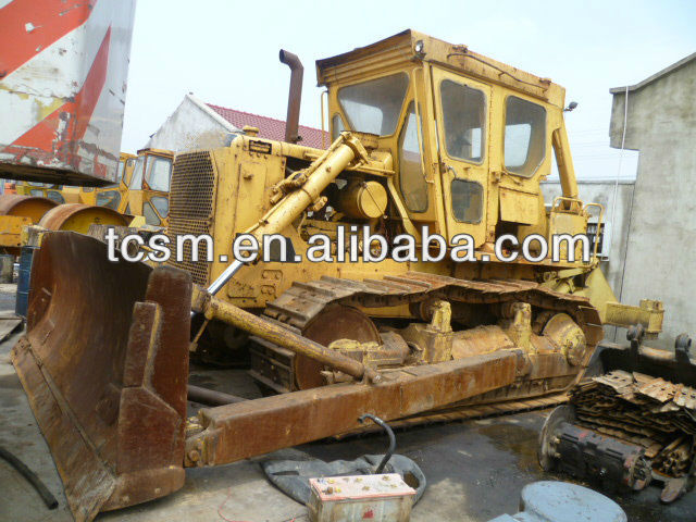 Selling used Japanese crawler track bulldozers D7G