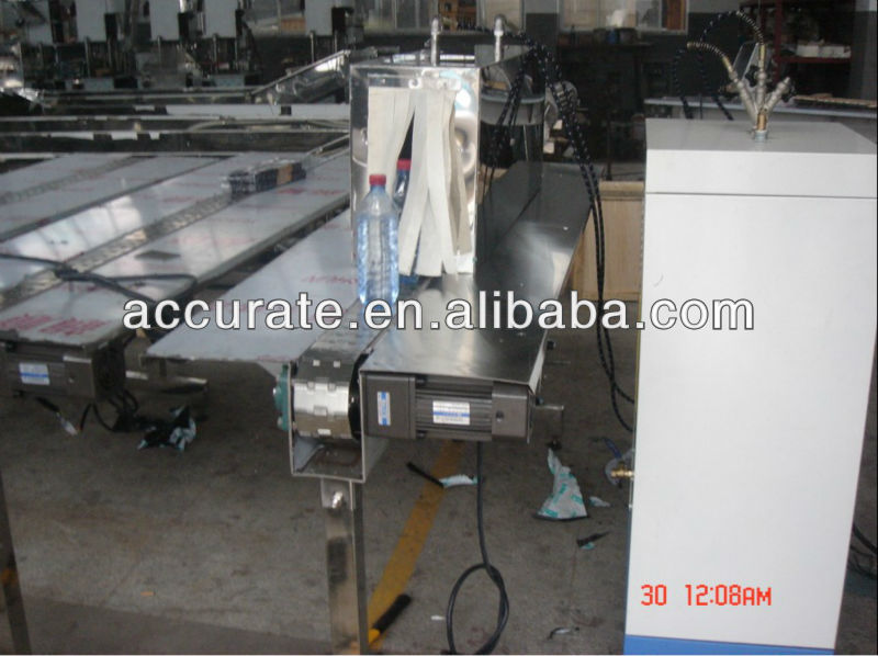 Semi-Automatic Shrink Sleeve Labeling Machine