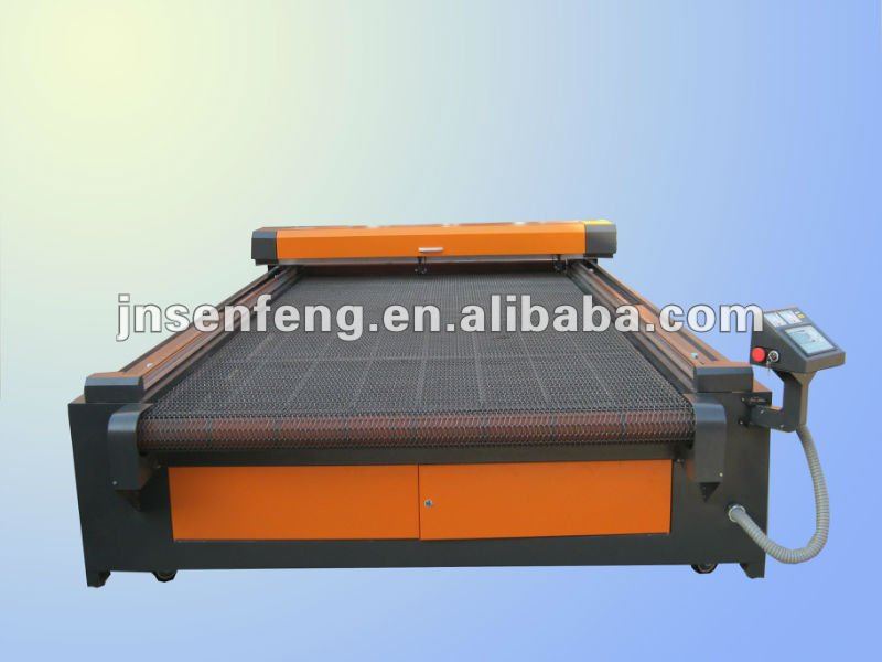 SF1326 cloth cutting machine