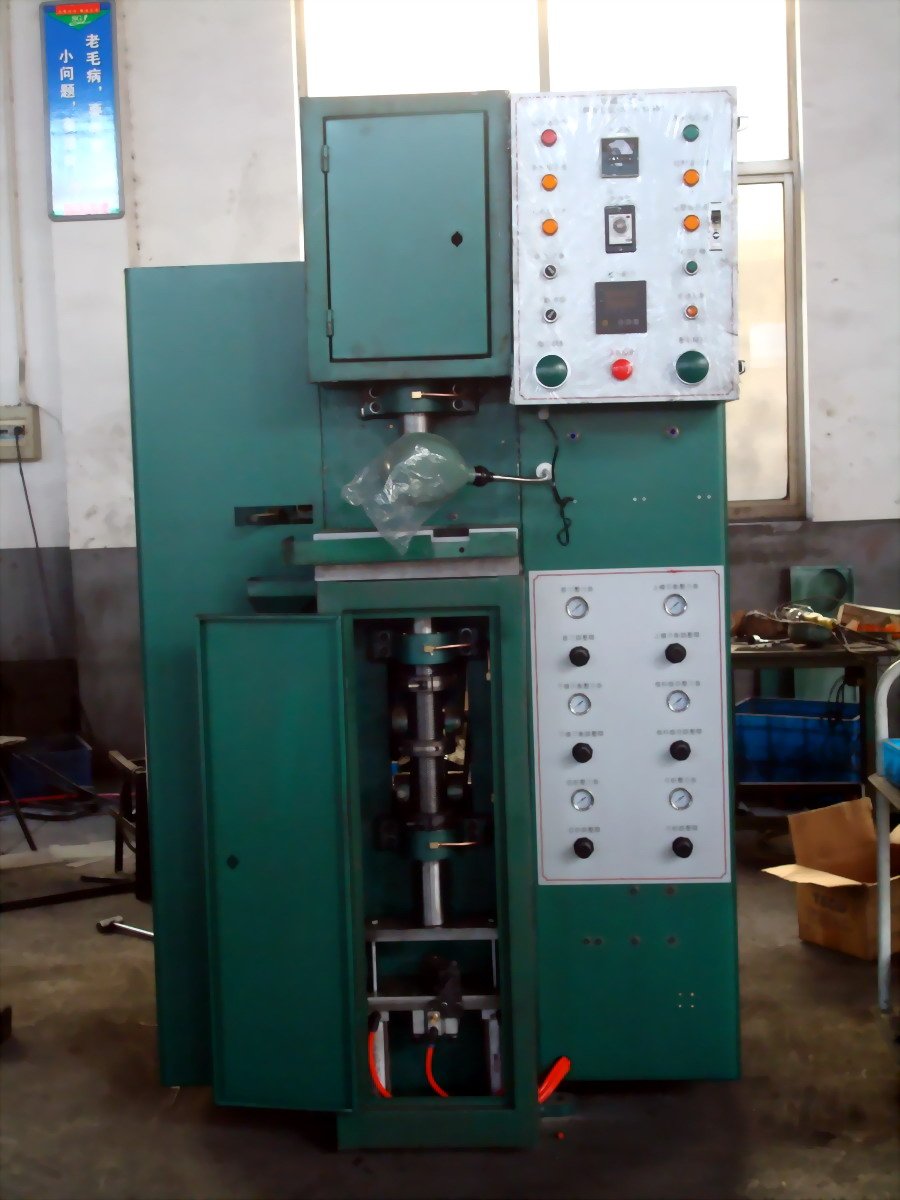 SGR 10T forming machine..