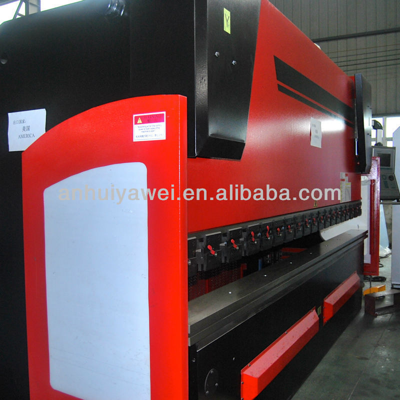 Sheet bending machine, press brake machine