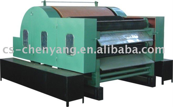 Single cylinder double doffer high yield carding machine