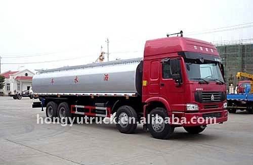 SINOTRUK 8*4 water truck (290HP)