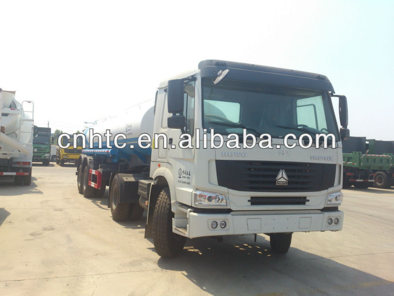 SINOTRUK HOWO water tanker truck