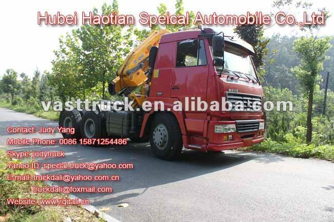 Sinotruk Styre 8T tractor mounted crane