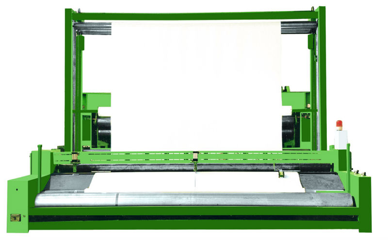 Slitting and winding machine