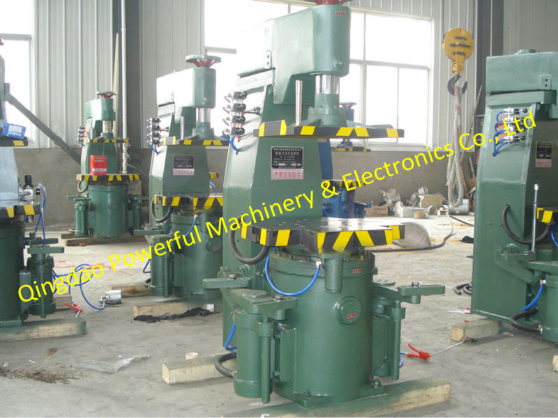 Squeeze jolting/ molding machine for foundry