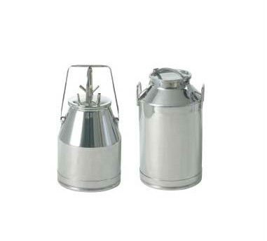 Stainless steel milk barrels for the milk receiving