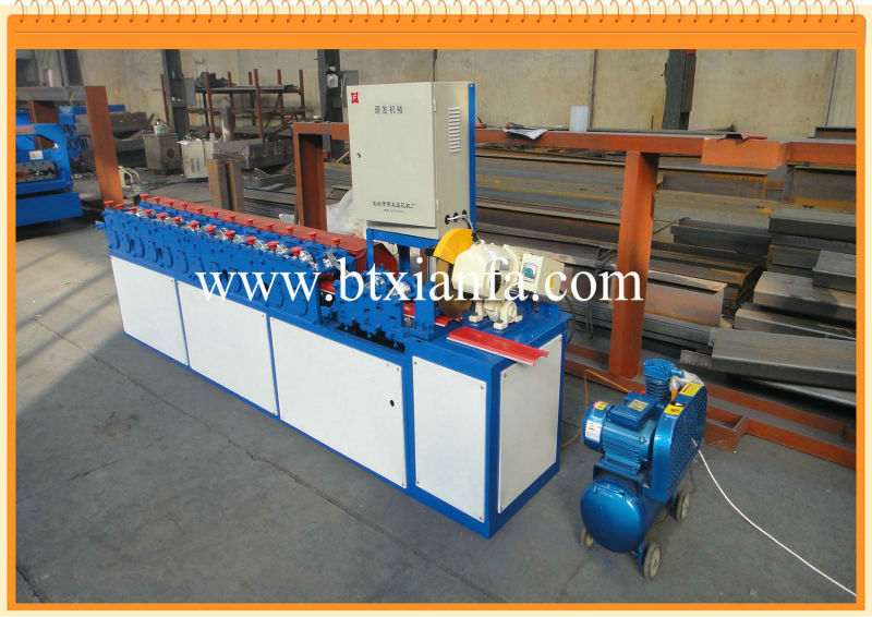 Standard Color Steel Sheet Roller Shutter Door Roll Forming Machine