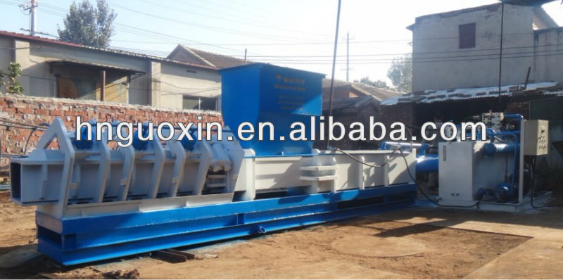 Standard rotation cocopeat block making machine in smooth rotation