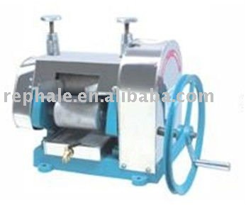 sugarcane juice extractor